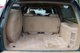1995 Chevrolet Suburban 4WD 5.7 V8 - 17
