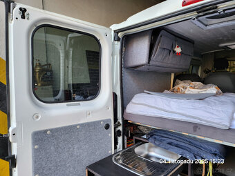 Obytný Peugeot Boxer 2.0 BlueHdi 96kw 12/2016, 4místný,DPH - 17