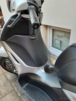 Piaggio Beverly 300 ABS, 2018, pěkný stav, AKCE - 17