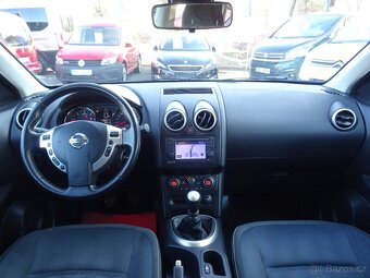 Nissan Qashqai 1.5 dCi 81kW serviska, 2.majitel - 17