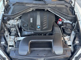BMW X5 xDrive 30d TOP STAV - 17