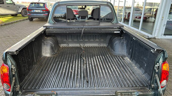 2.5DI-D  Double Cab Intense  4x4 - 17