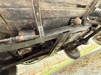 Gaz 69 M a Gaz 704 - 17