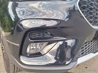 MG  ZS - 17