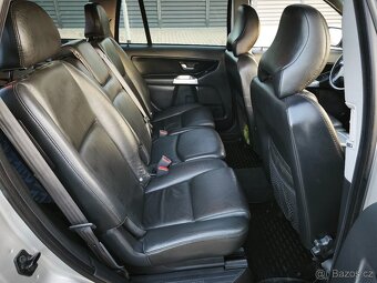 Prodám Volvo XC90 AWD 2.9T 200kW - 7 míst - 17