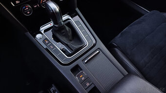 VW Passat Variant 2.0 Bi-TDI 176kW HIGHLINE - 17