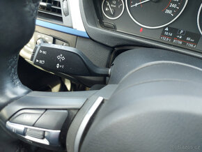 BMW řada 3 320d XDRIVE Touring M-Sport ČR 1.MAJITEL - 17