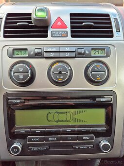 VW TOURAN 1.9tdi 77kw 185tis.km servisní knížka TOP stav - 17