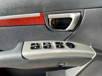 Hyundai Santa Fe 2.2 CRDi 114kW 4x4 Webasto,Servis - 17