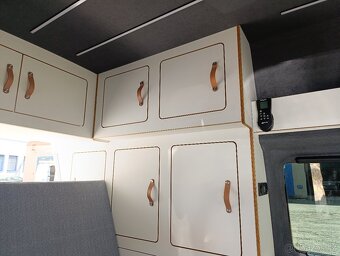 Volkswagen Transporter T5 4x4 Long - 17