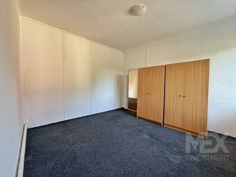 Prodej rodinného domu v obci Svratka - 17