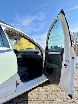 Škoda Octavia Elegance Combi III 2.0 TDI 110KW - 17