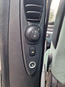 Peugeot 807 BA + LPG 8míst - 17