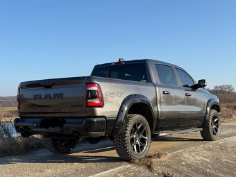 DODGE RAM 1500 5,7 HEMI 2022    GT       46 000 km - 17