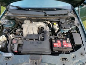 Jaguar X-Type 3.0 V6 169kw r. 2001 4x4 - 17