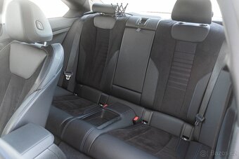 BMW M240i Coupé xDrive G42 + M Performance Paket DPH - 17