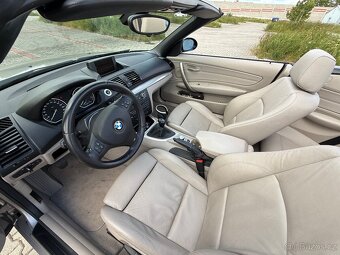 Bmw 125i E88 - 17