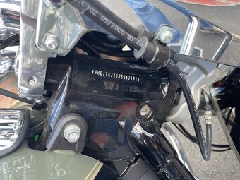 Prodám Harley-Davidson FLHC Softail Heritage 1745 cm3 64 kW - 17