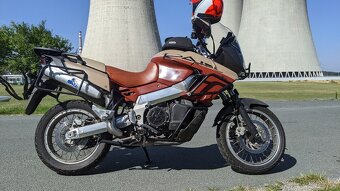 Aprilia etv 1000 Caponord rr - 17