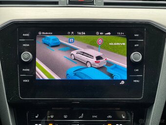 VW PASSAT B8.5 2.0 TDI 147KW ELEGANCE KAMERA IQ.DRIVE TAŽNÉ - 17