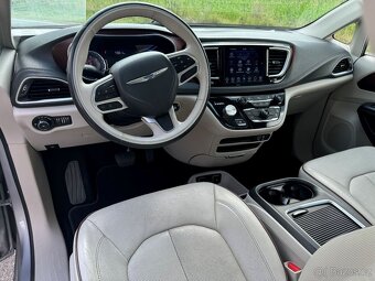 Chrysler Pacifica 3,6 RU Limited Čočka 2020 DPH - 17