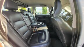 VOLVO XC70 2016, 2.0D4 133kW SUMMUM,  pravidelný SERVIS - 17