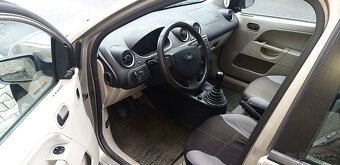 Ford Fiesta model 02-07 -použité náhradní díly z tohoto vozu - 17