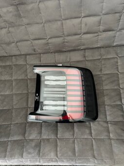 Volvo EX30 P.Z. světlo - 17