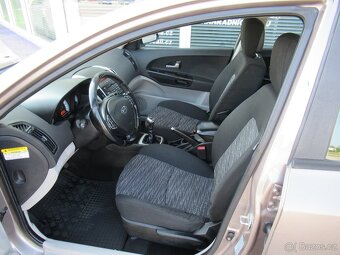 Kia Cee´d 1.6i nové v ČR - 17