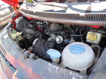 VW Transporter 1.9TDi 63kw(85hp) r.v.5/2004 - 17