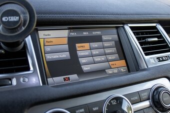 Land Rover Range Rover Sport 3.0 TDV6 - 17