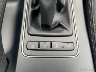 Kia Sorento III 2.2CRDi 4WD EXCLUSIVE Rebel - 17