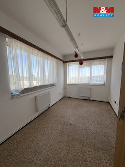 Pronájem kancelářského prostoru, 500 m², Háje - 17