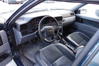 Volvo 850 2.5L benzín 1994 super stav - 17