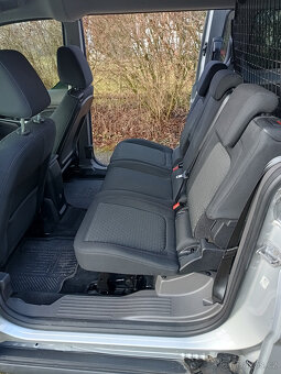 Ford Transit Connect Kombi, najeto 54.050 km - 17