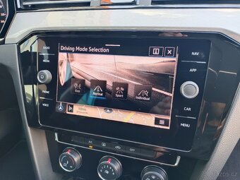 VW Passat B8 Variant 2.0TDI 90kW DSG 116tkm Virtu Full LED - 17