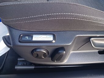 VW PASSAT B8 2.0TDI, DSG, Tažné zař., r.v.2020, FACELIFT - 17