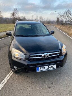 TOYOTA RAV4 2.2 D4D ROK 2009 BEZ KOROZE - 17