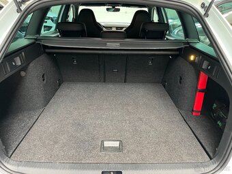 Škoda Octavia Combi 2.0 TDI RS DSG r.v.2019 - 17