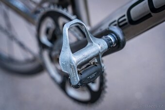 Titanové silniční kolo Lee Cougan - 17