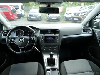 Volkswagen Golf 1,2 TSi 63kW serviska, závěs - 17