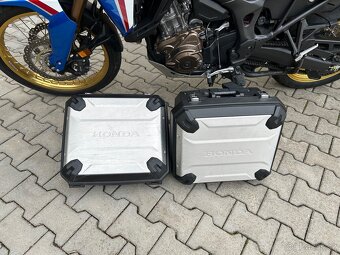 Honda CRF 1000L Africa Twin - 17