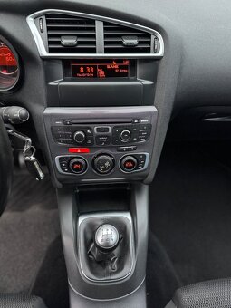 Citroën C4 1.4 VTi 70 kW / 2013 / Manuál / TOP STAV / Servis - 17