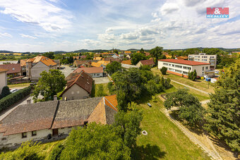 Prodej bytu 3+1, 61 m², Neveklov, ul. Rákosníkova - 17