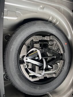 Škoda Superb III FL Sportline 2,0TSI 140kW DSG MATRIX ZÁRUKA - 17