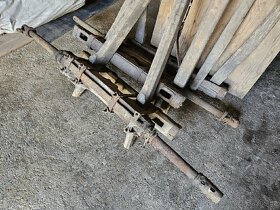 Části historického vozu - starý žebřiňák - 17