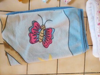 Látkové pleny, deky, přikrývky - 17