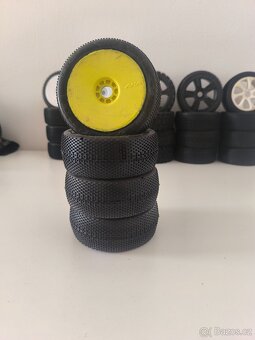 Team Corally Radix 4S - 17