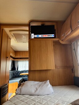 Caravan Hobby Excellent Easy 520UFE soláry,mover,voda,televi - 17
