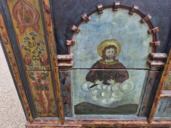 Komoda, malovana truhla, intarzovany pribornik - 17